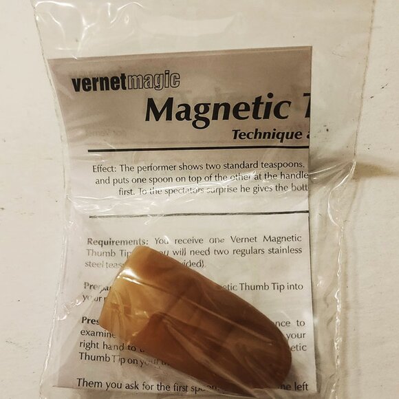 Magnetic Thumb Tip by Vernet - Picture 6 of 6